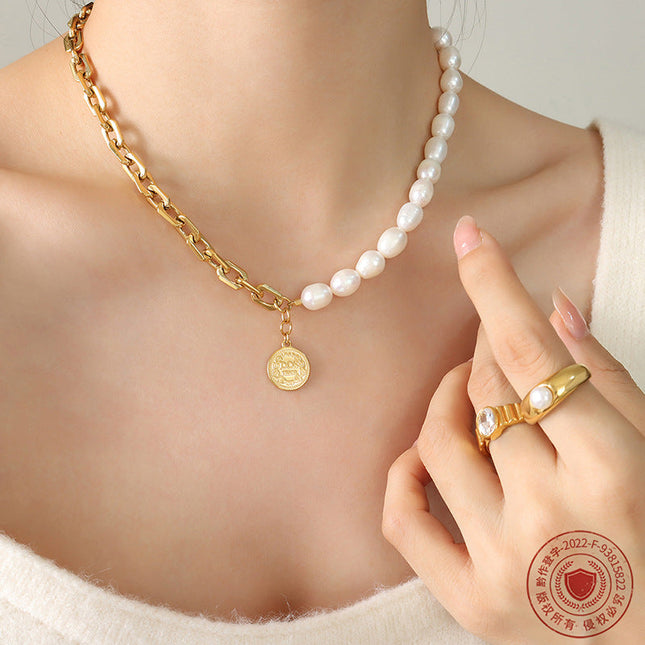 European and American hip-hop does not fade personality, double-sided can be worn freshwater pearl stitching titanium steel thick chain necklace non-fading jewelry