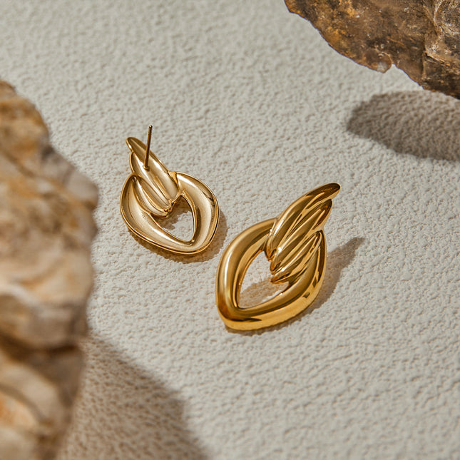 Jieding European and American stainless steel earrings light luxury high-end ear jewelry titanium steel earrings do not fade cross-border earrings