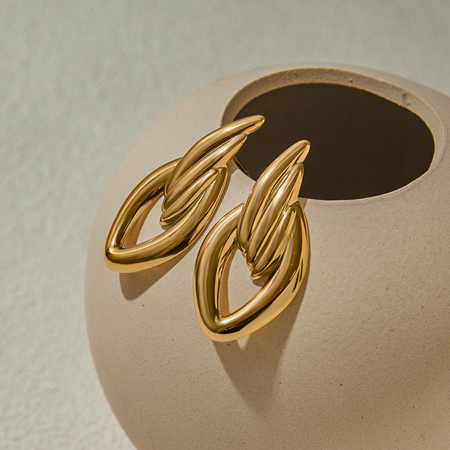 Jieding European and American stainless steel earrings light luxury high-end ear jewelry titanium steel earrings do not fade cross-border earrings