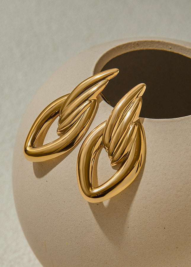 Jieding European and American stainless steel earrings light luxury high-end ear jewelry titanium steel earrings do not fade cross-border earrings