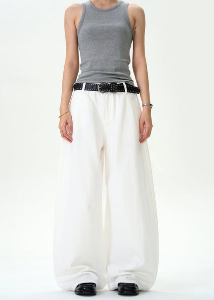 White Loose Fit Scimitar Jeans for Men and Women - Men’s Jeans