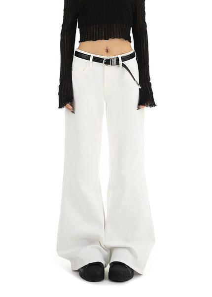 White Stretchy Low Rise Straight Leg Jeans for Women - Women’s Jeans