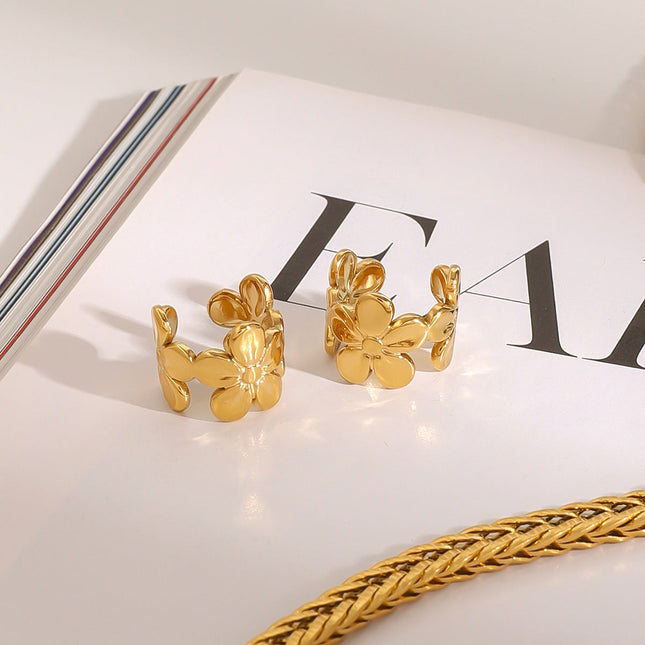 Jieding European and American stainless steel flower earrings are high-end, no ear piercings, ear bones, titanium steel earrings, cross-border earrings