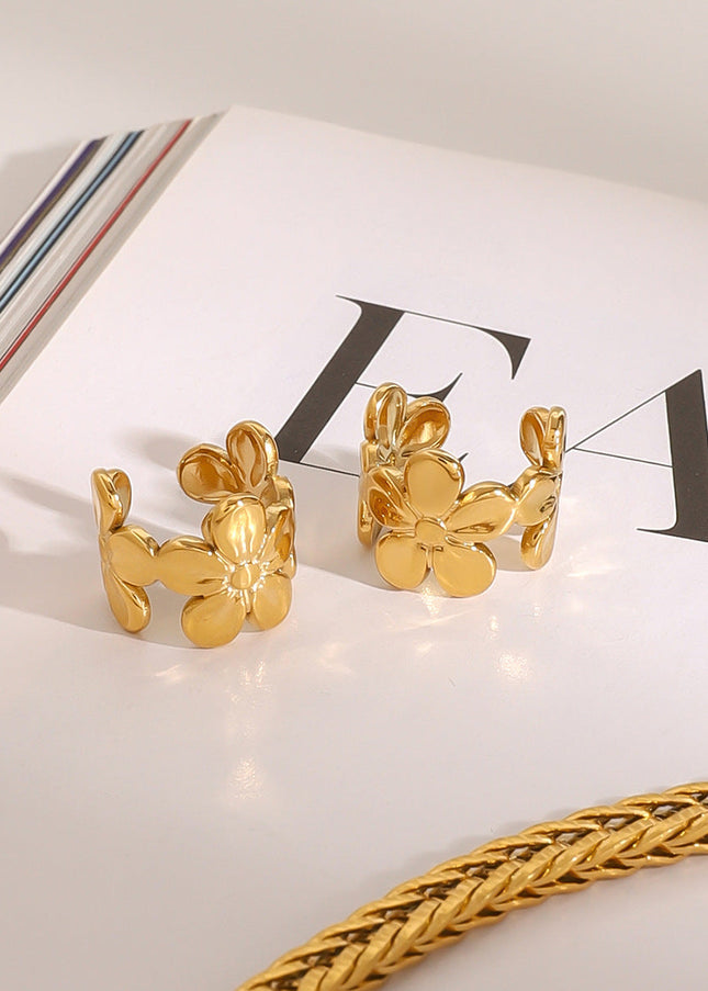 Jieding European and American stainless steel flower earrings are high-end, no ear piercings, ear bones, titanium steel earrings, cross-border earrings