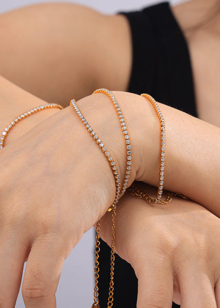 Hepburn style elegant and simple personality, light luxury style jewelry, inlaid zircon design, titanium steel gold-plated star bracelet